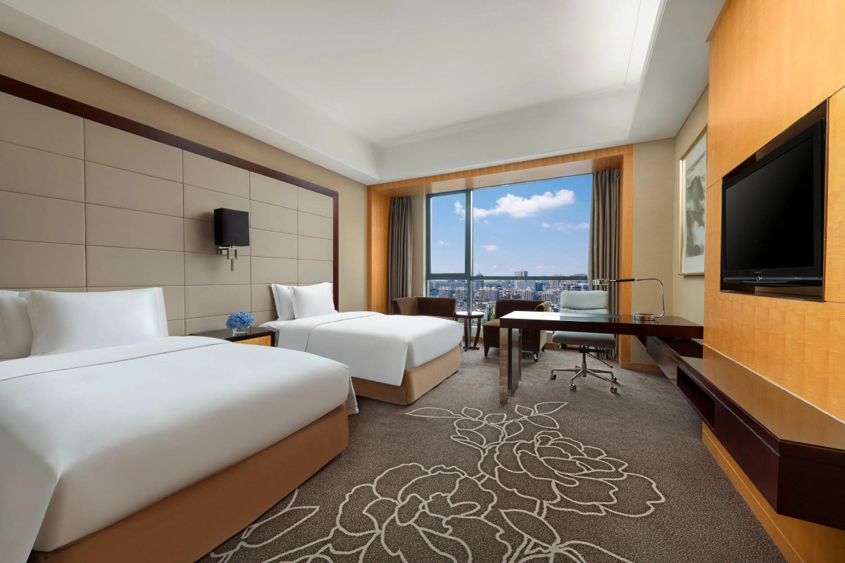 Crowne Plaza Yichang by IHG