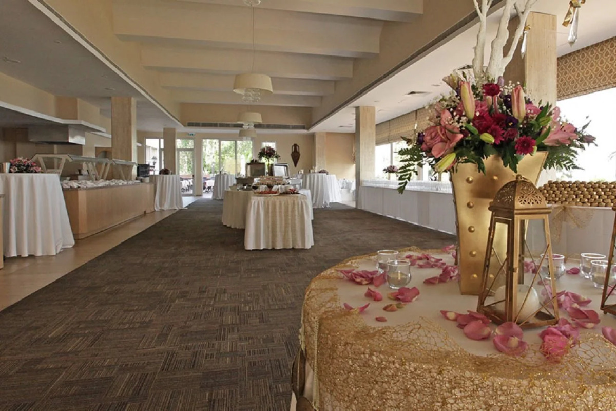 Poseidonia Beach Hotel