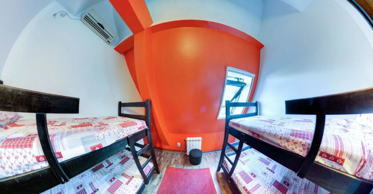 Rooms And Apartments S