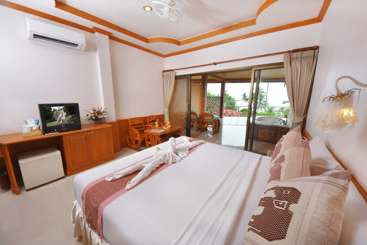 Haad Yao Bayview Resort & Spa