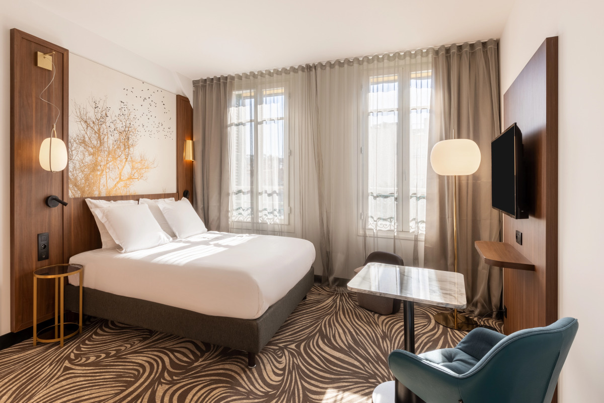 Отель Apollinaire Nice