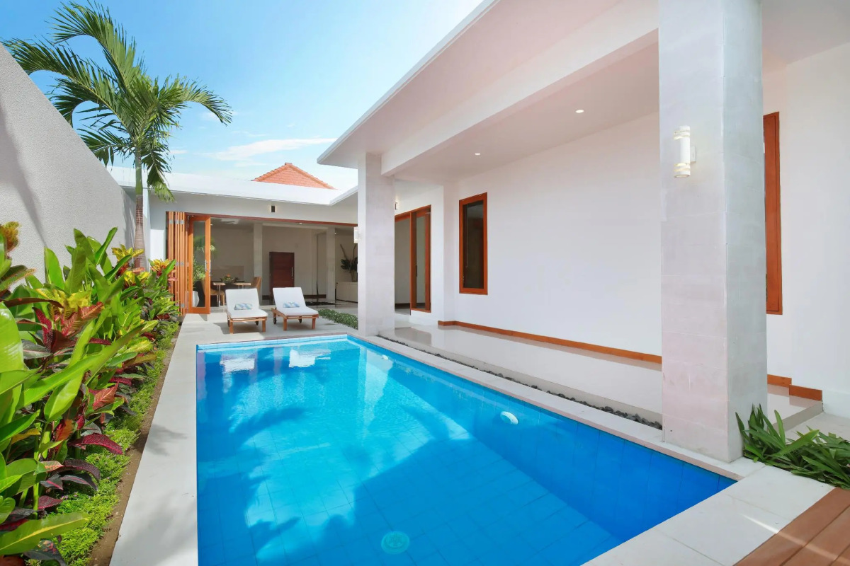 The Luxury Collection, Monaco Blu