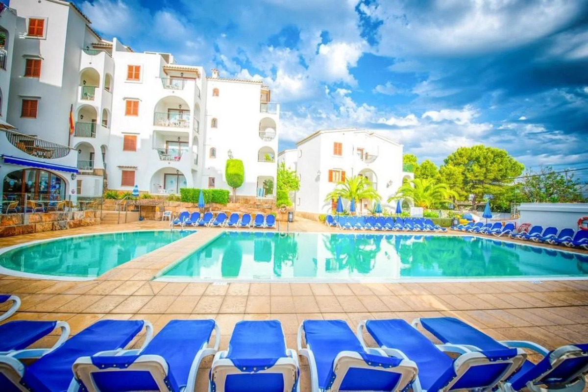 Flipflop Surfing Playa Apartments