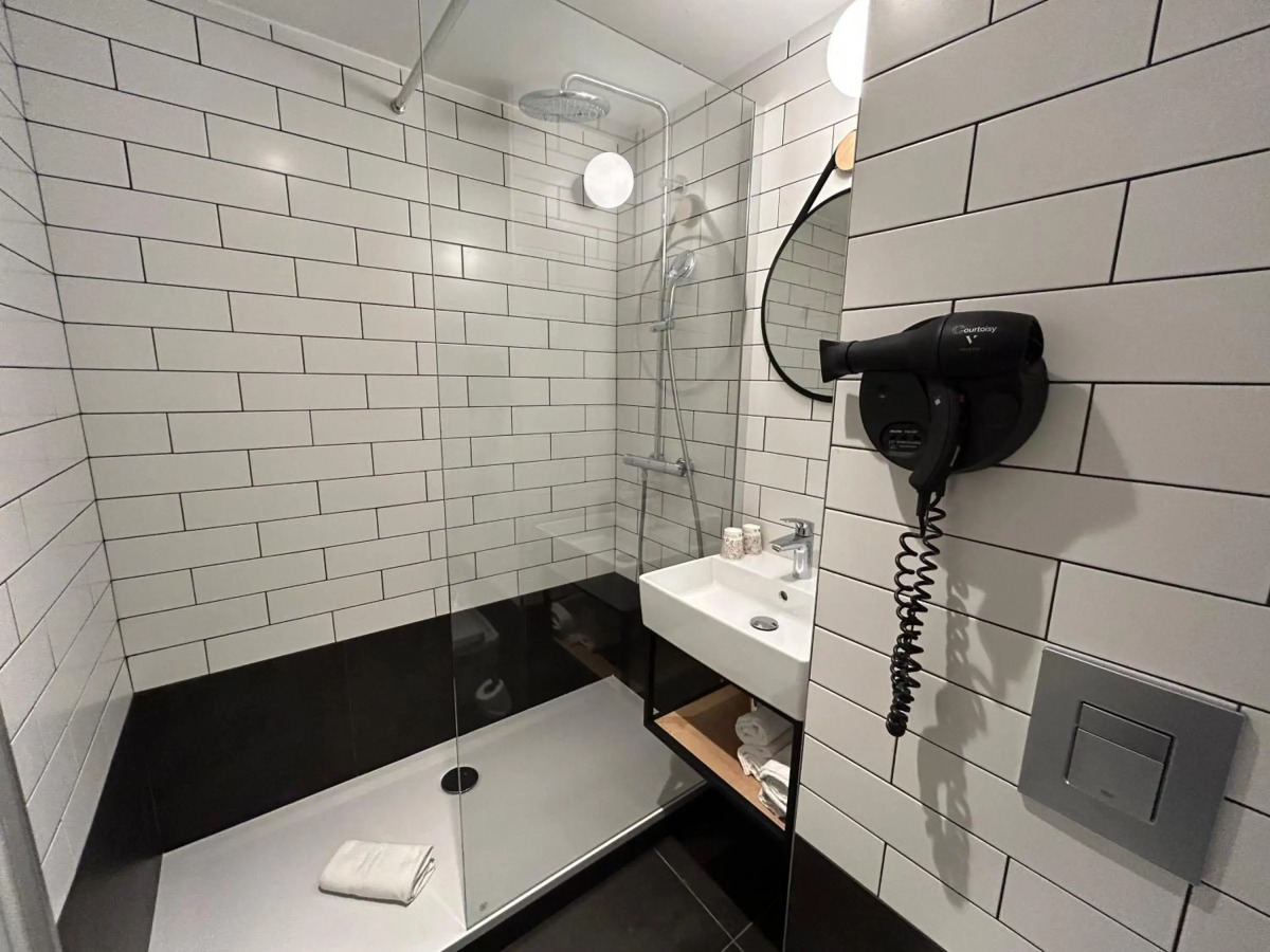Отель Hotel Inn Design Paris Porte de Saint-Ouen