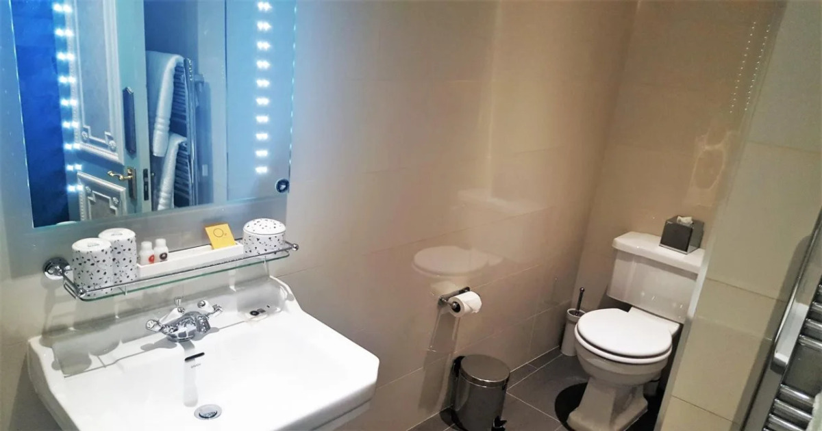 London Elizabeth Hotel