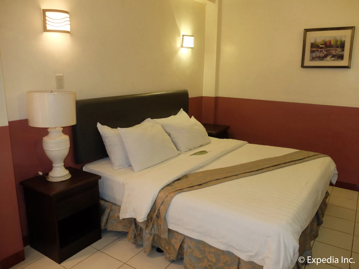 DM Residente Inns and Villas