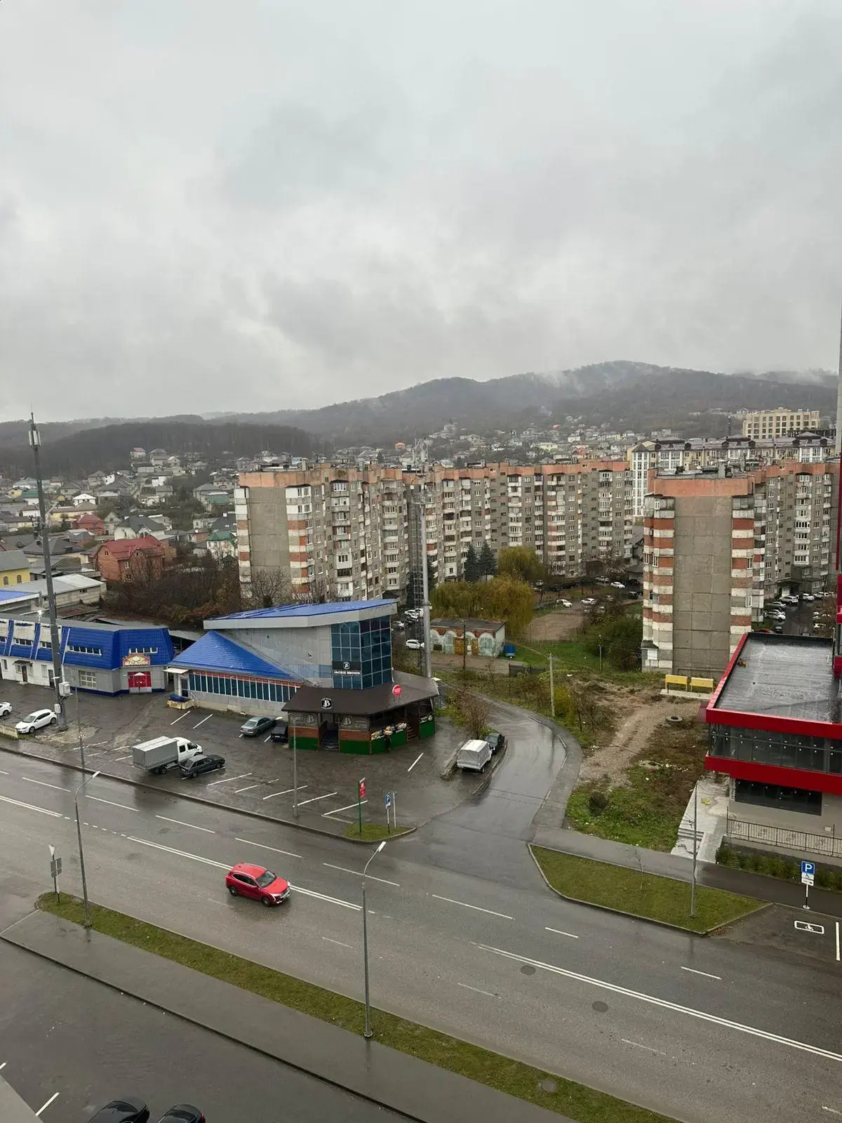 Апартаменты на улице Тлостанова 32