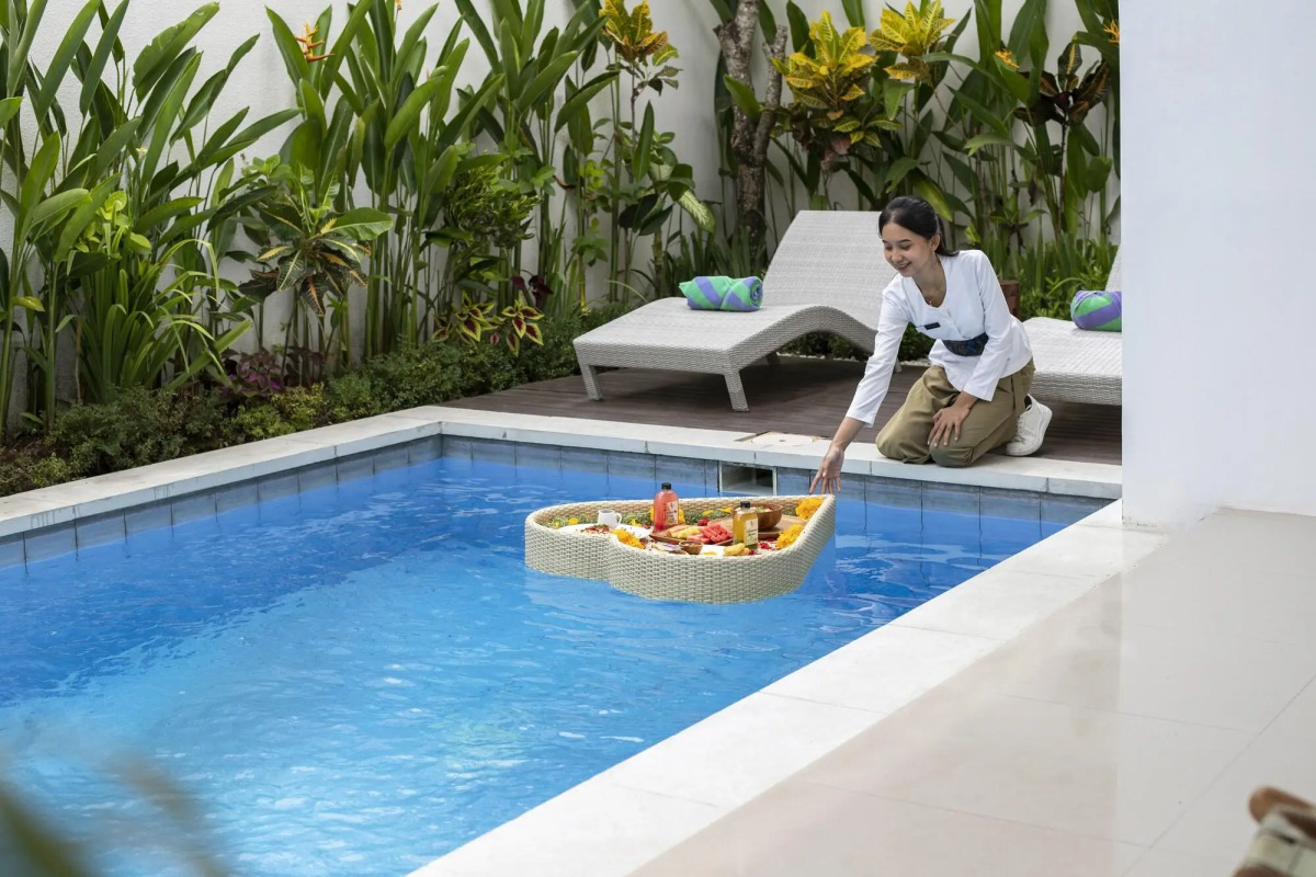 The Luxury Collection, Monaco Blu