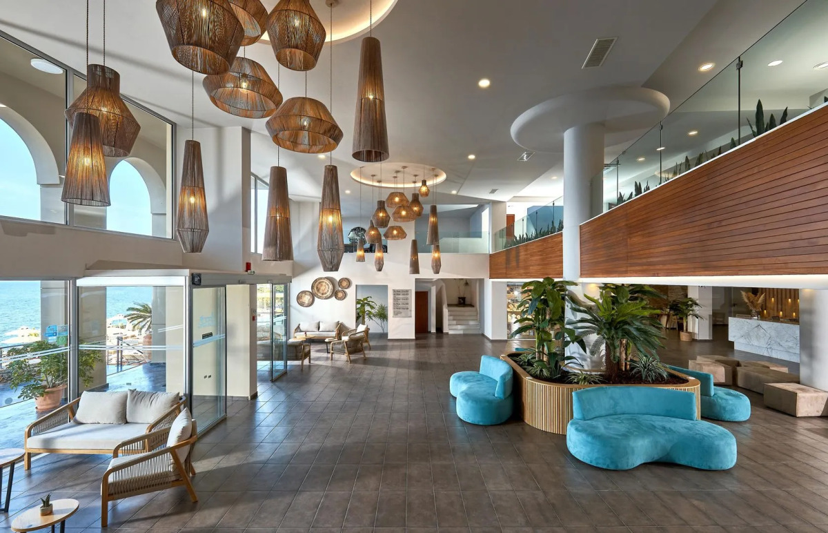 Blue Marine Resort & Spa