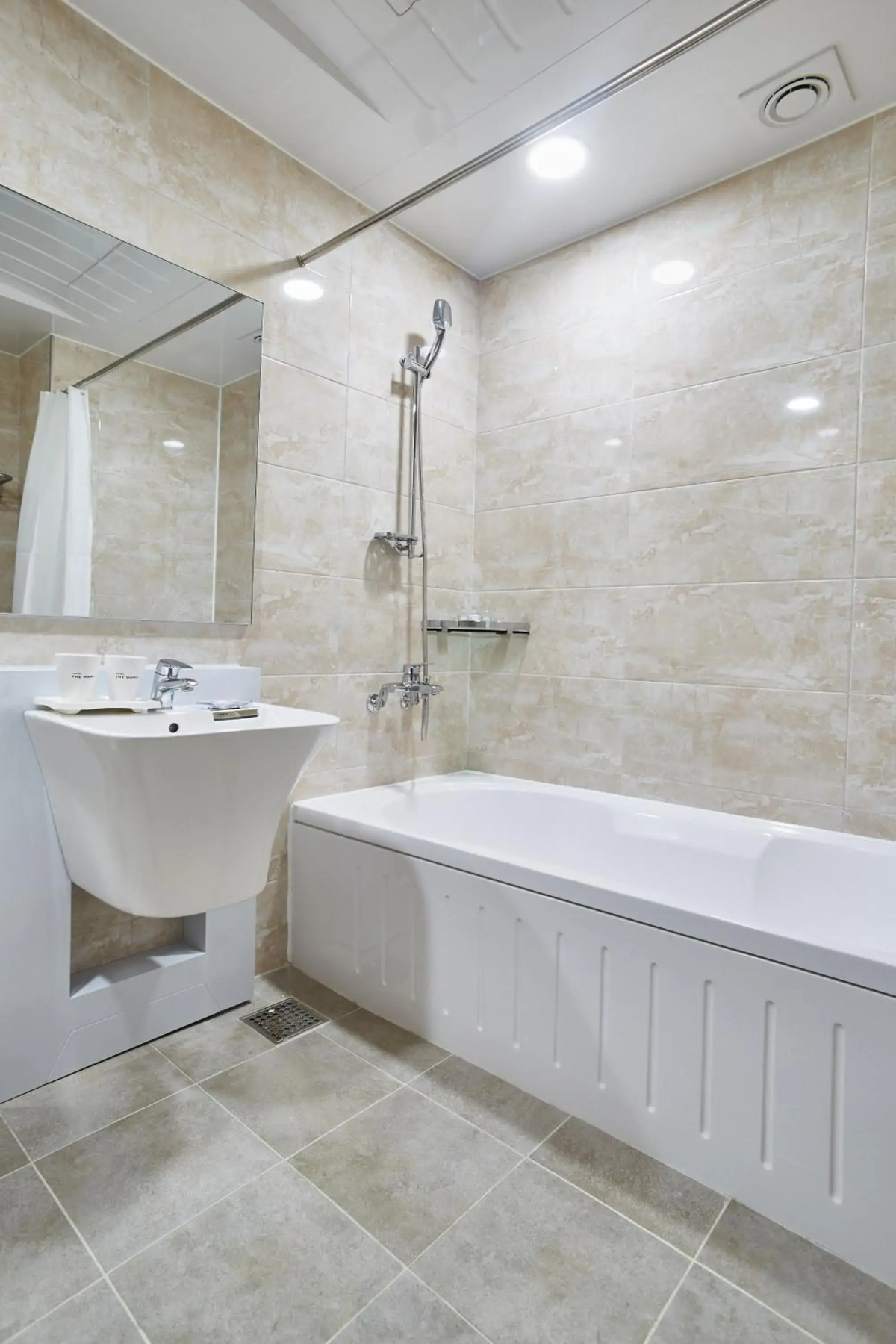 The Bayleaf Intramuros Hotel