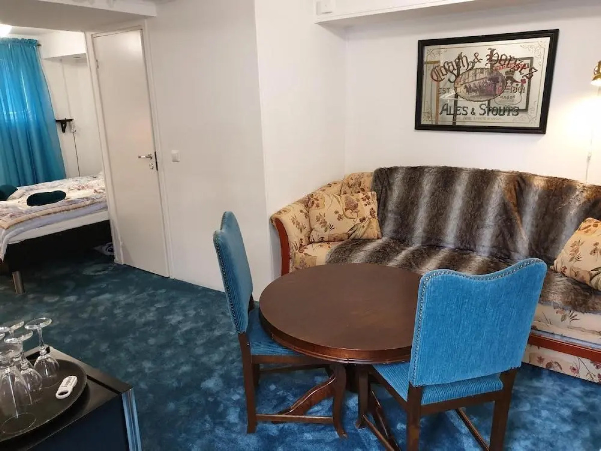 MS Birger Jarl - Hotel & Hostel