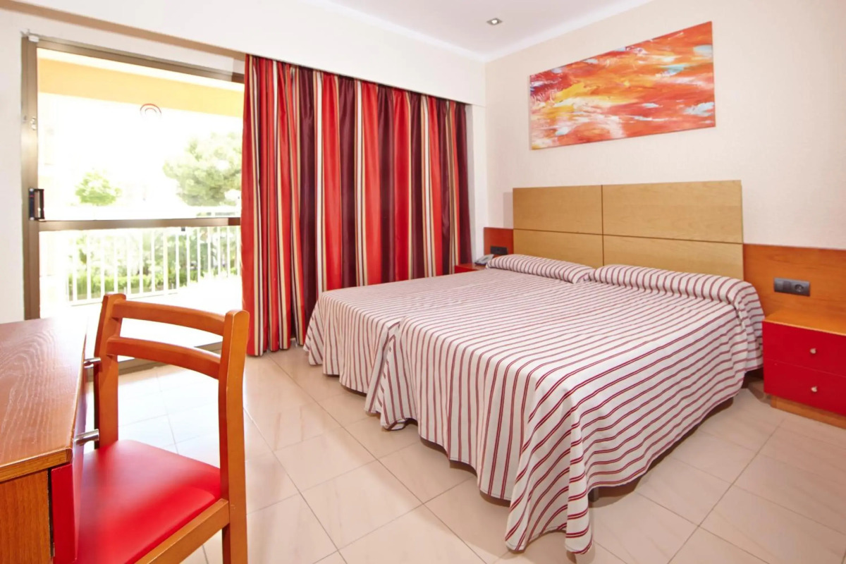 MLL Caribbean Bay Hotel