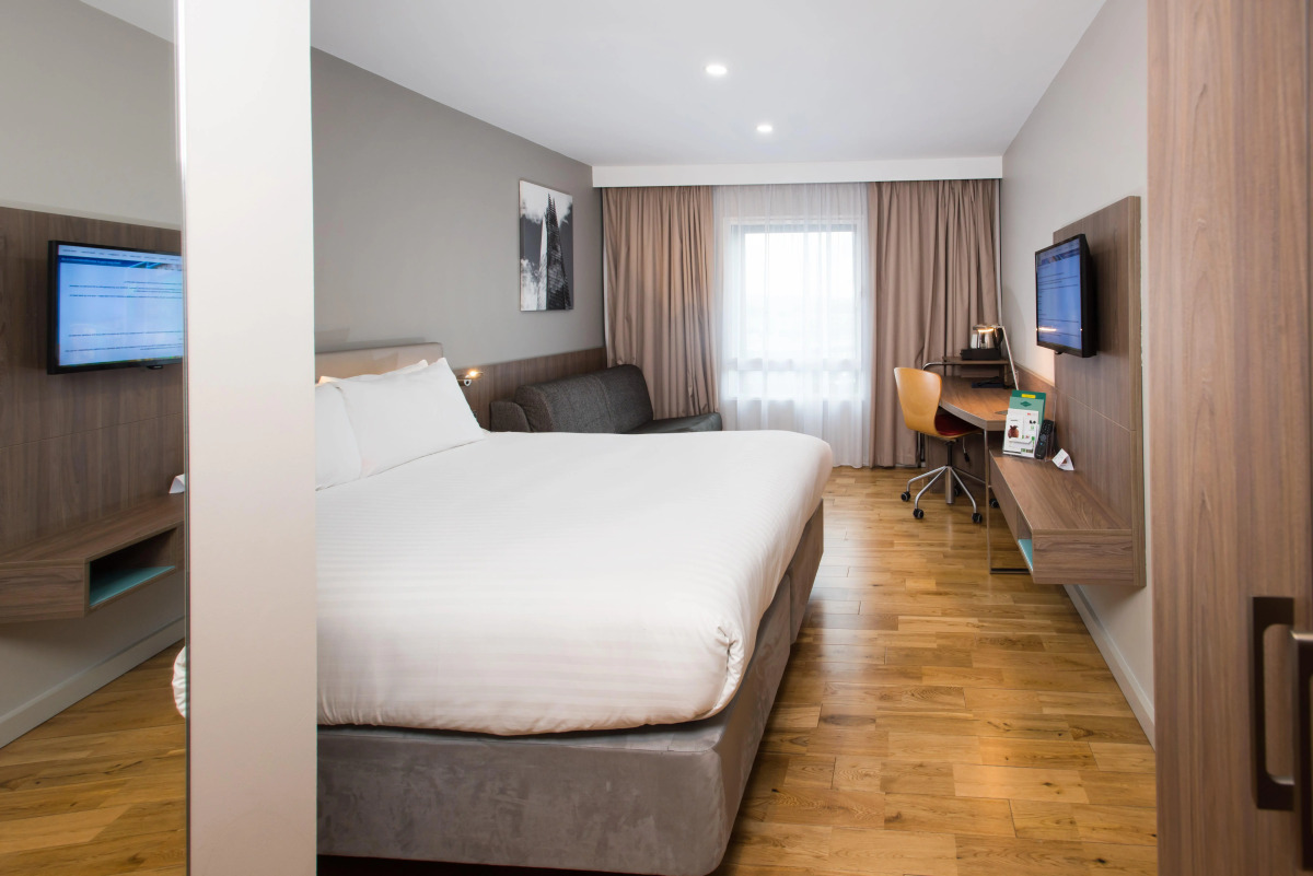 Holiday Inn London - West by IHG