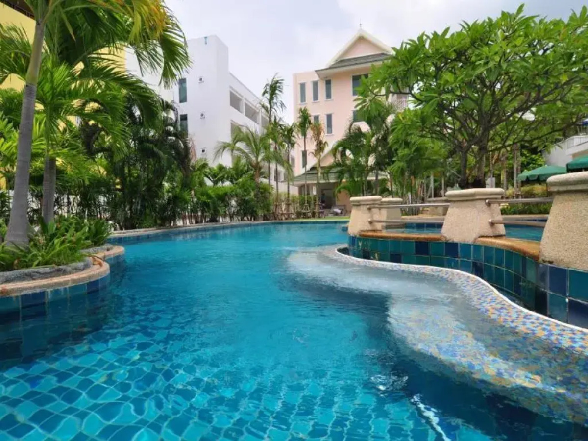 Baan Karonburi Resort