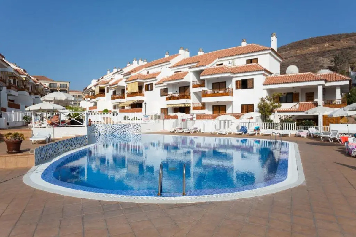 "Las dos terrazas": ático en complejo residencial