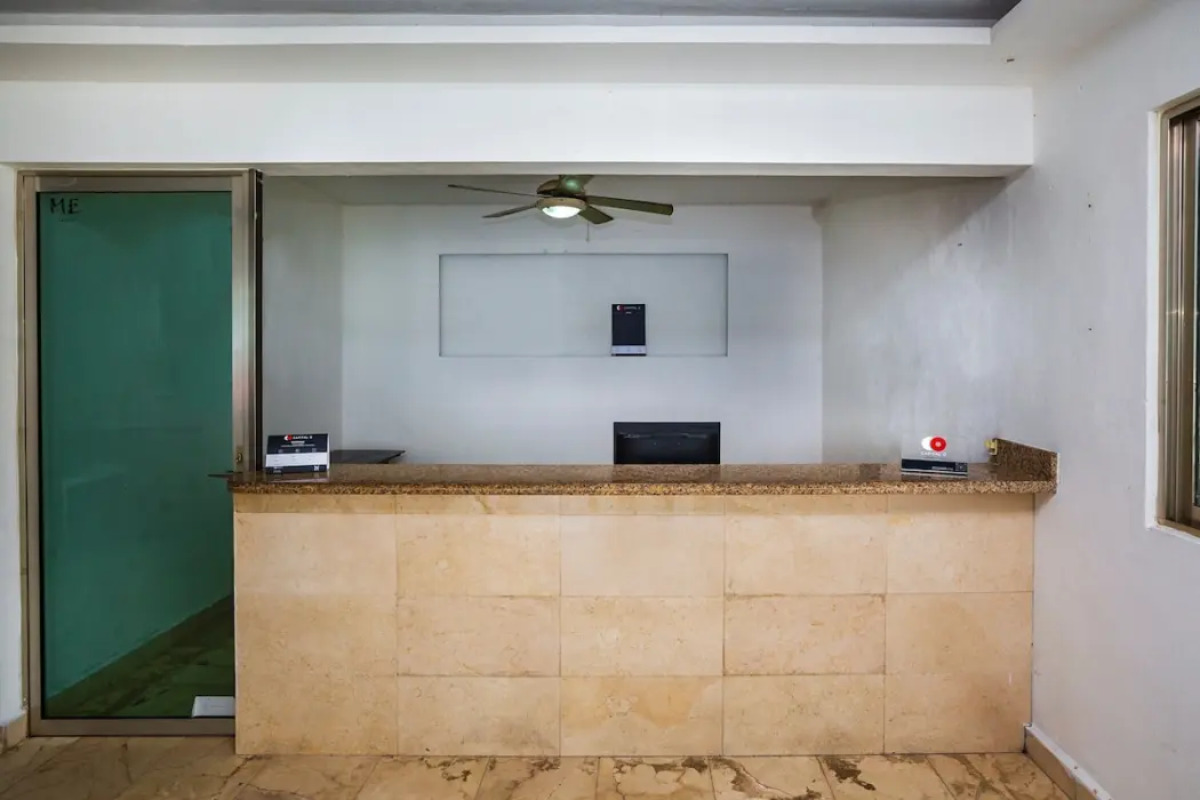 Capital O Cancun International Airport 24/7