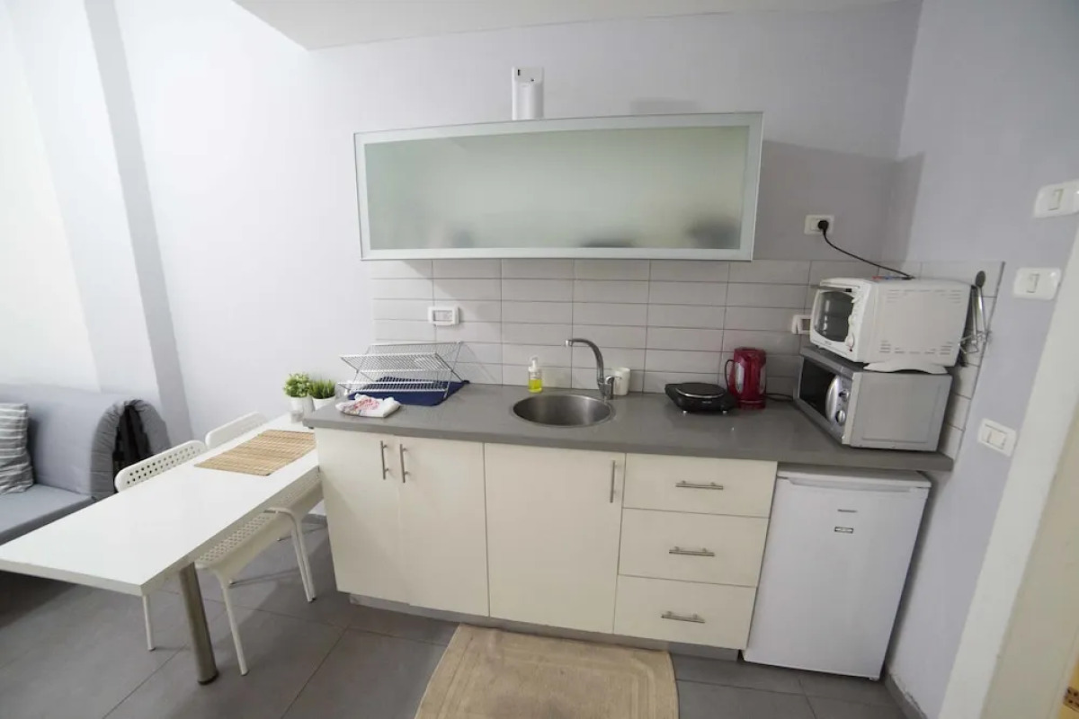 Diamond Exchange Flats