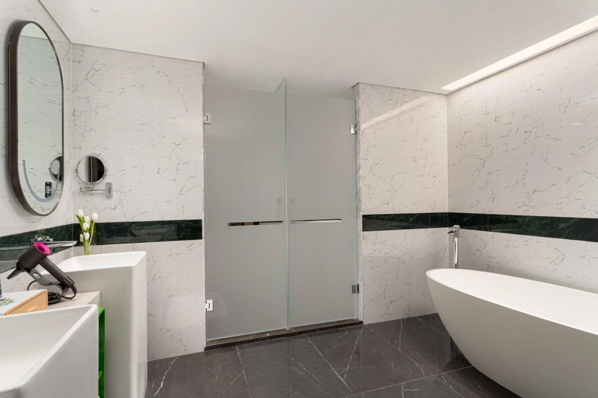 Holiday Inn Resort Sanya Bay by IHG