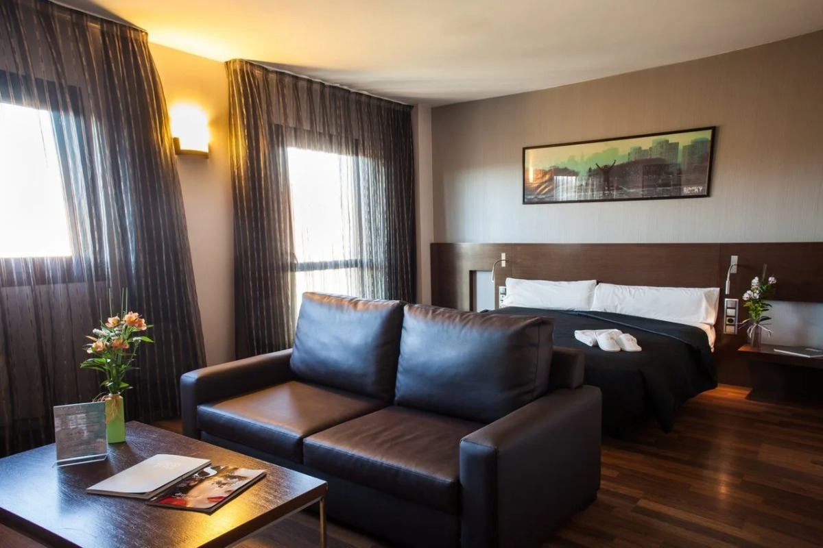 Hotel Tach Madrid Airport