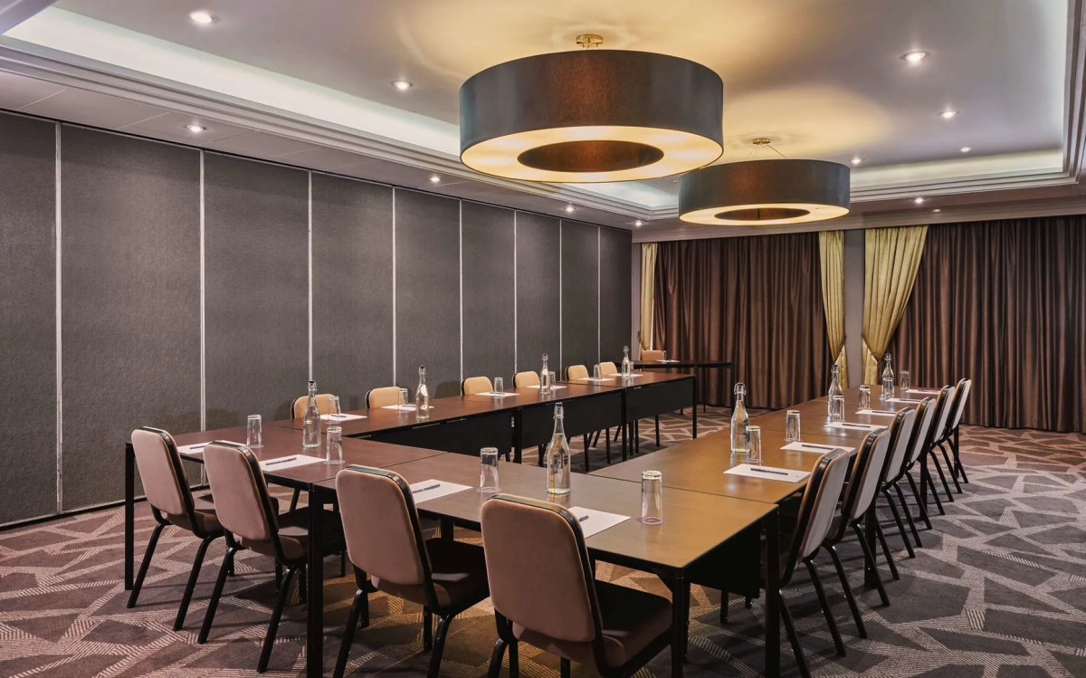 DoubleTree by Hilton London - Ealing Hotel