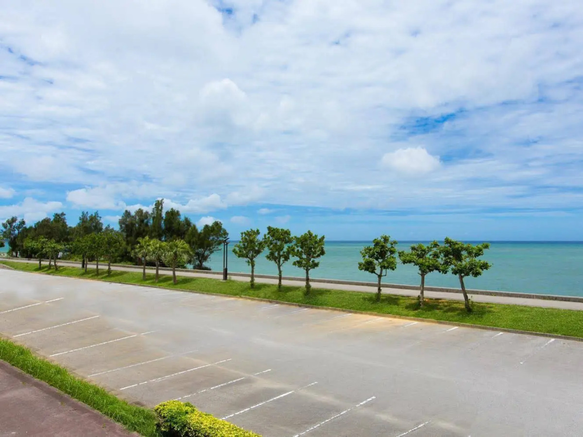 Beach Front Tower MIHAMA byDSH