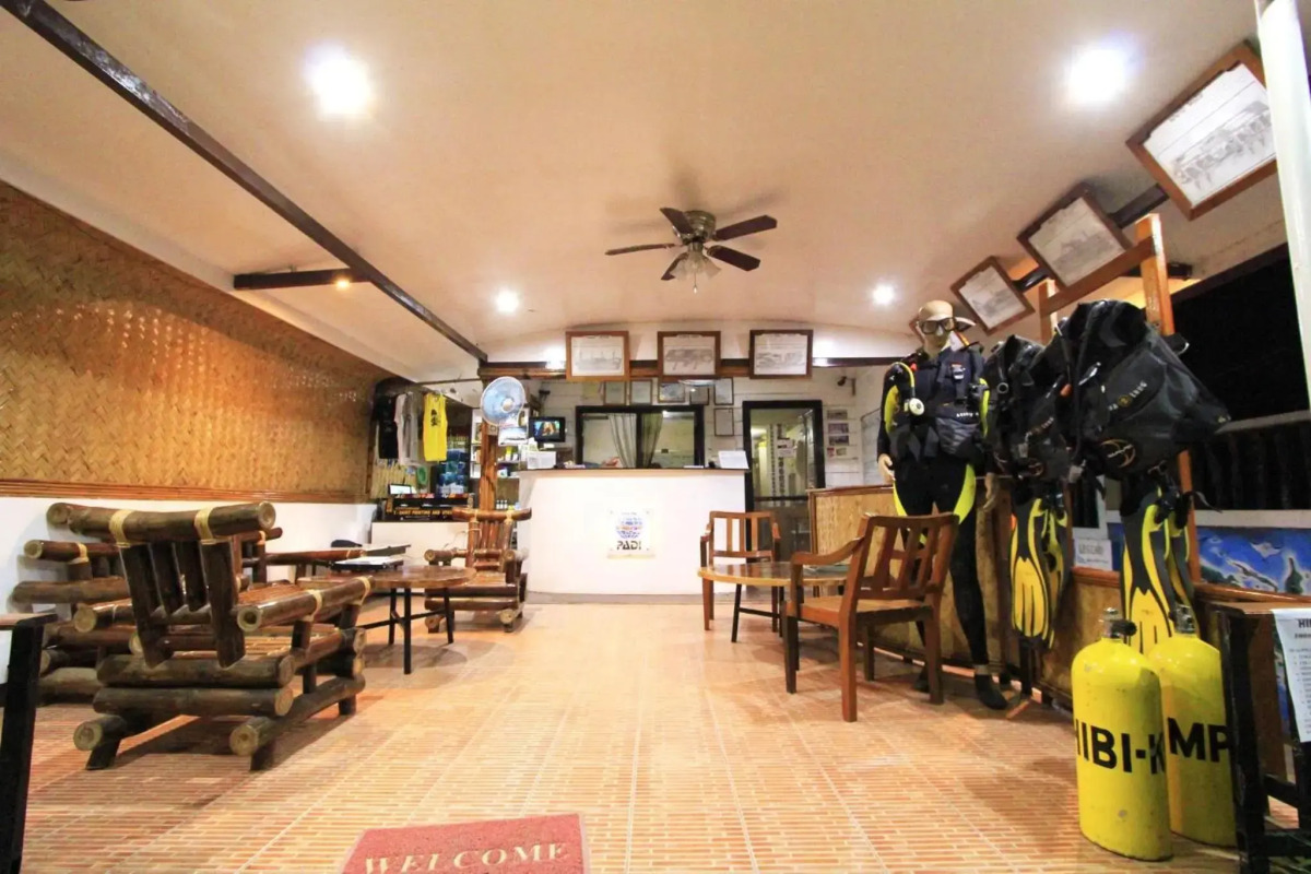 RedDoorz @ Amphibi-ko Resort Palawan