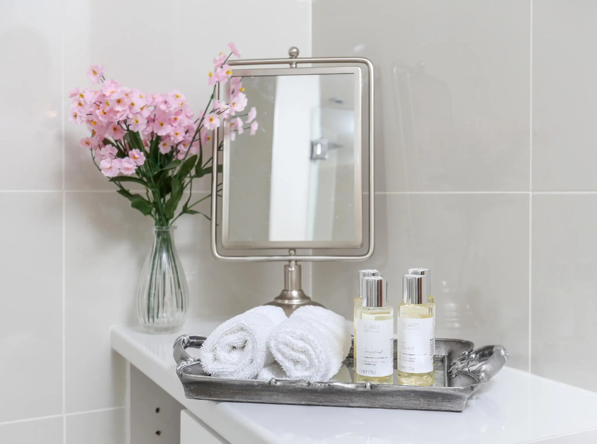 Park Lane Apartments - Clarges St