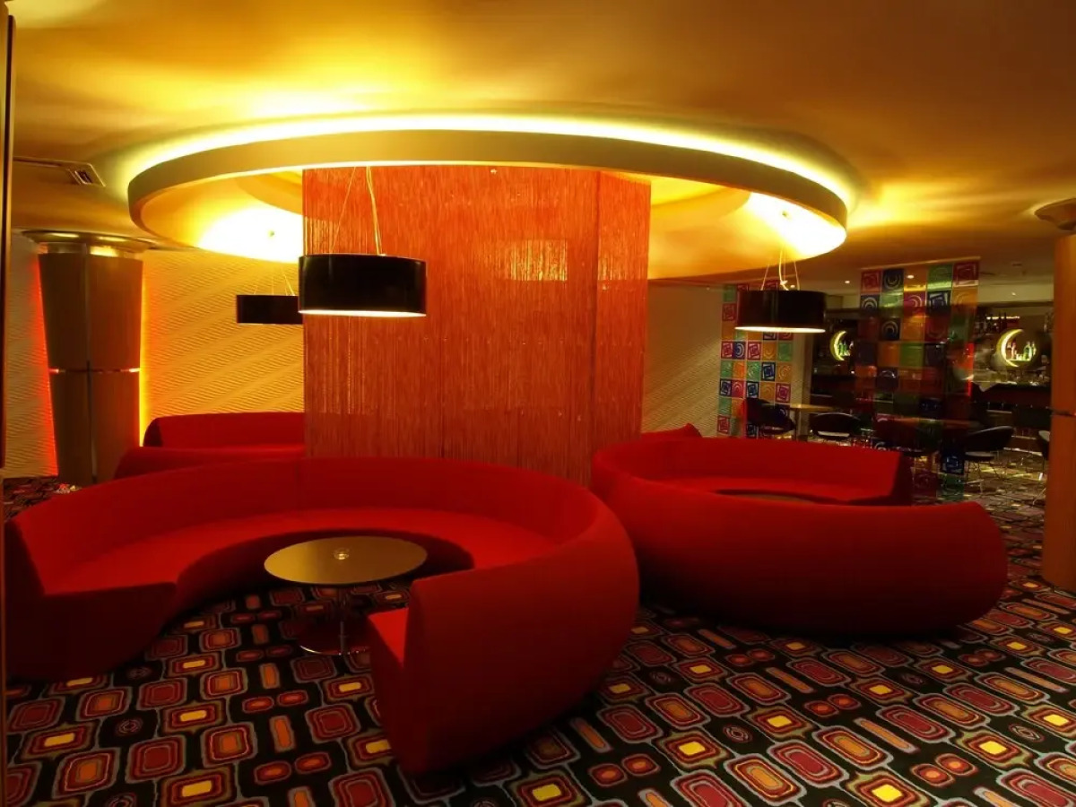 Grand Nur Plaza Hotel