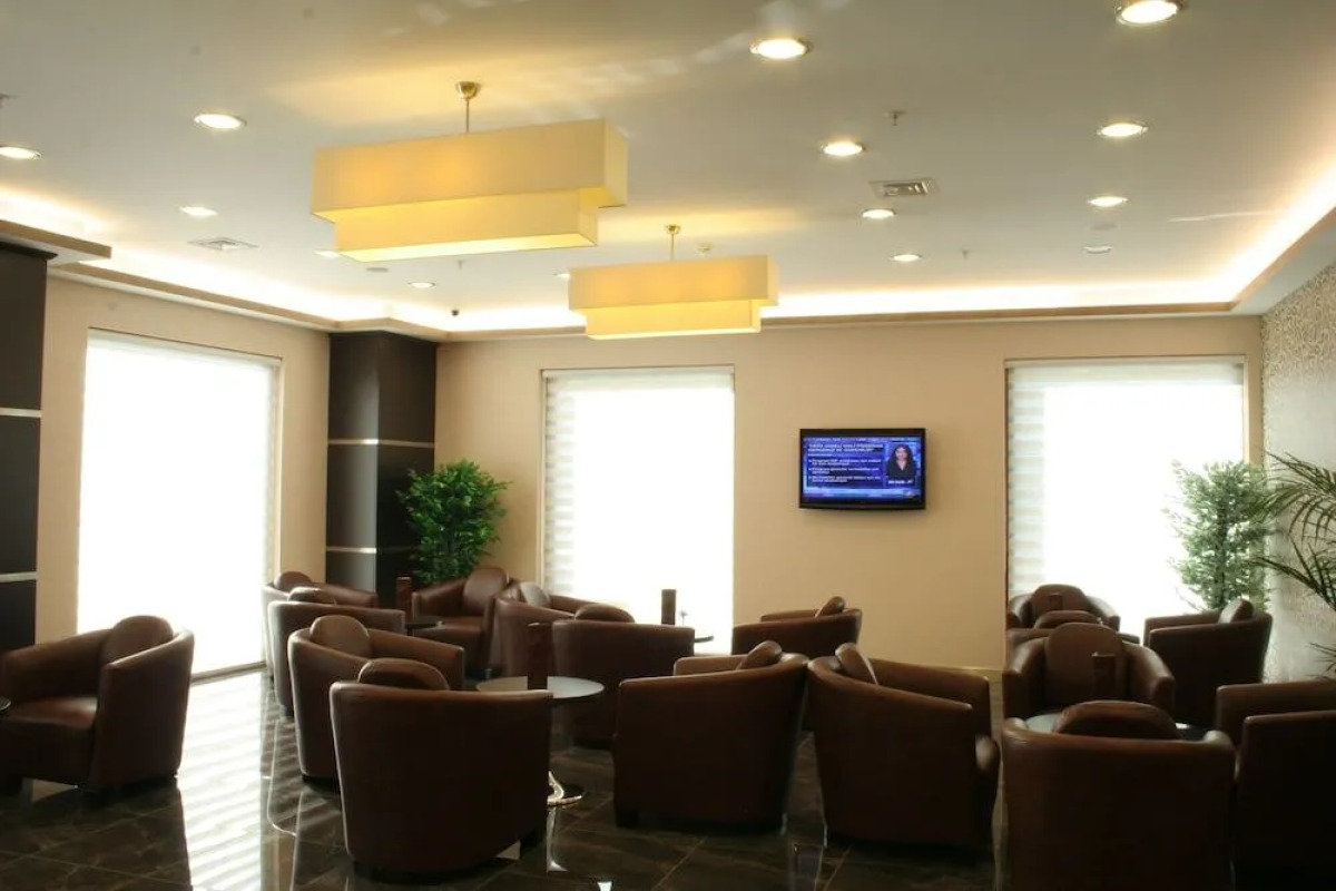 Ener Old Castle Resort Hotel