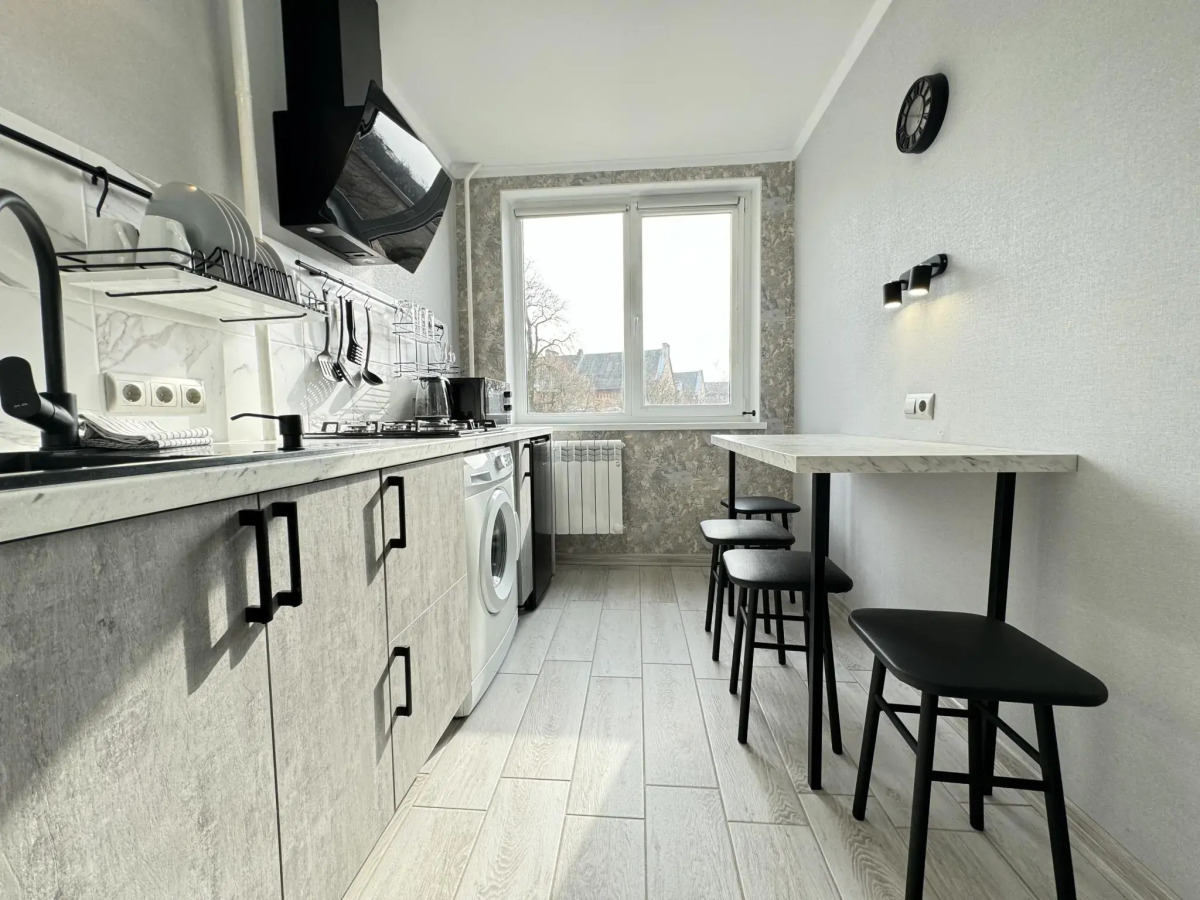 Апартаменты на Черняховского 12