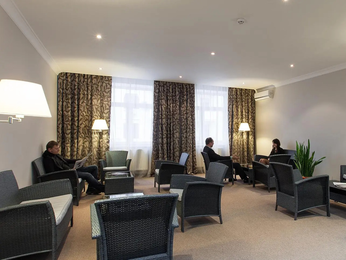 Отель «Бонтиак»