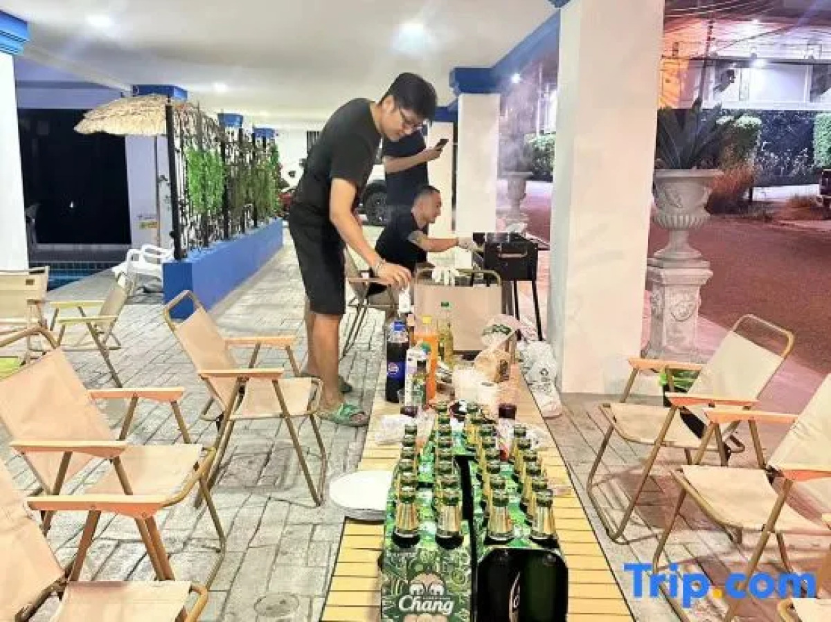 Mona Lisa pool villa