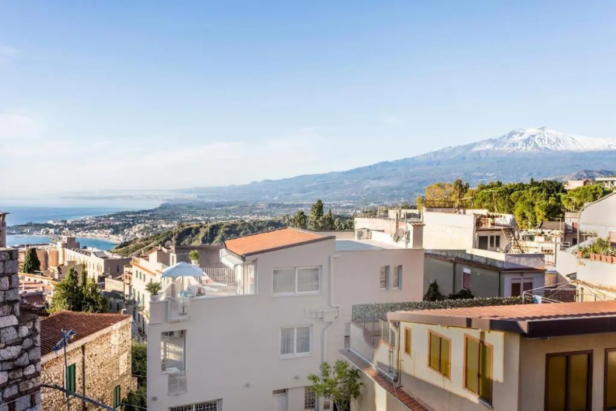 La Malandrina Apartments & Suites