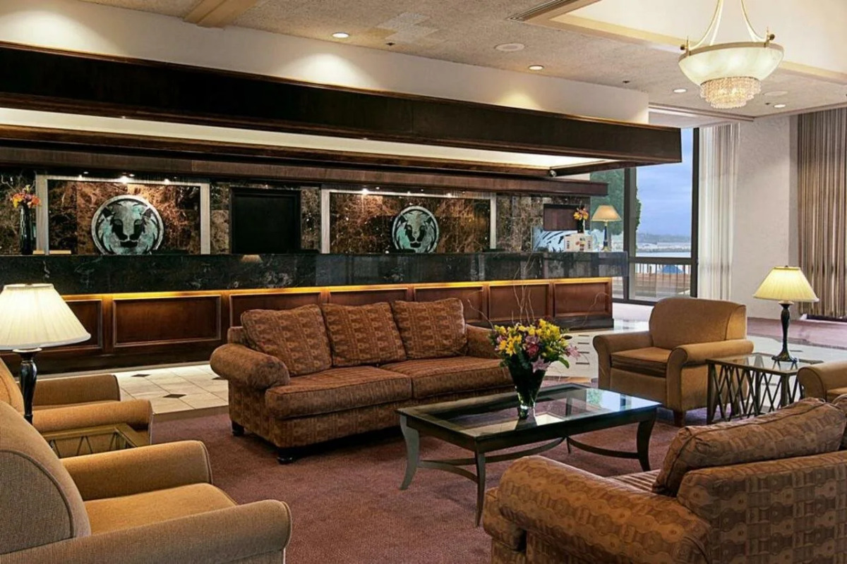 Holiday Inn Portland - Columbia Riverfront by IHG