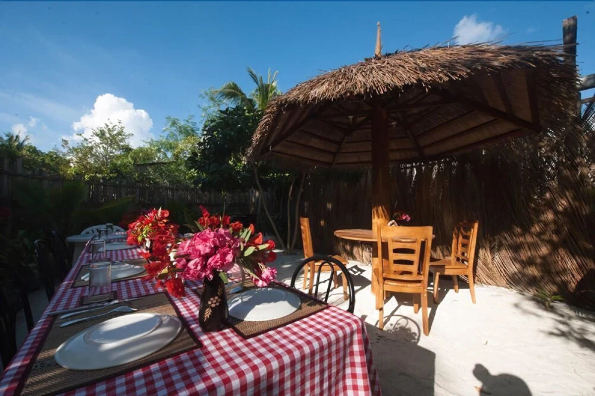 Hanifaru Transit Inn