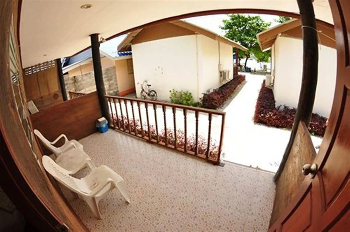 Phi Phi Nice Beach Resort