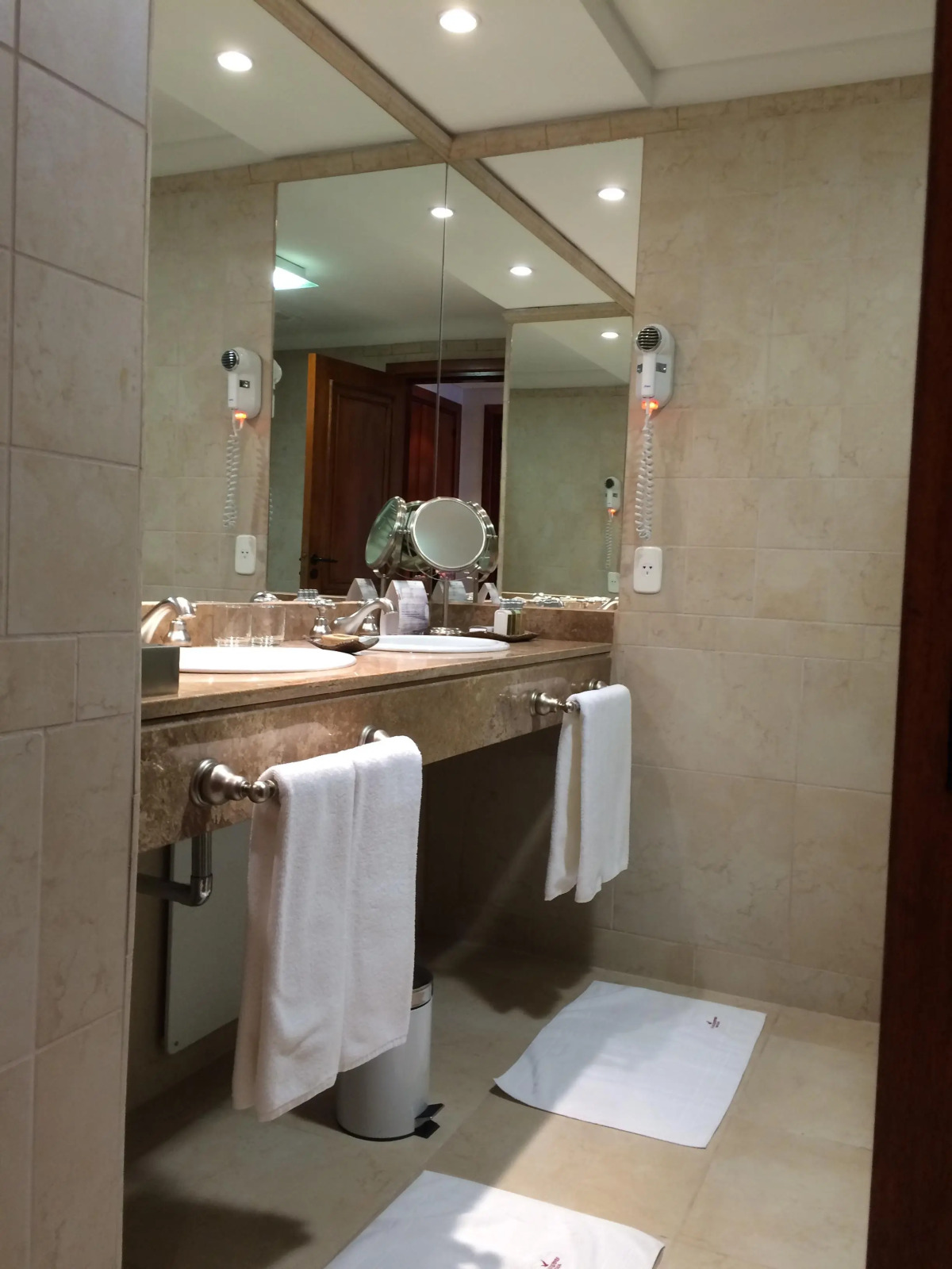 Los Cauquenes Resort + Spa + Experiences