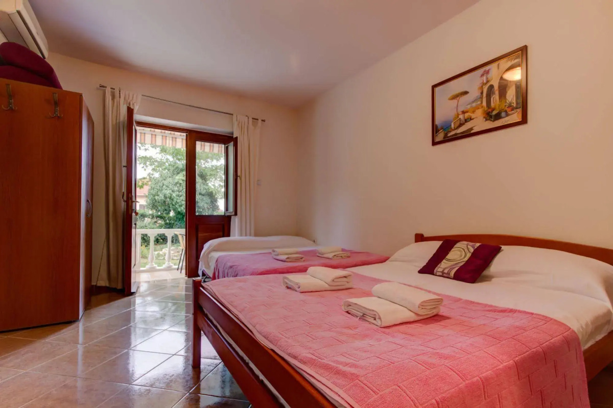 Studio Apartments Petkovic