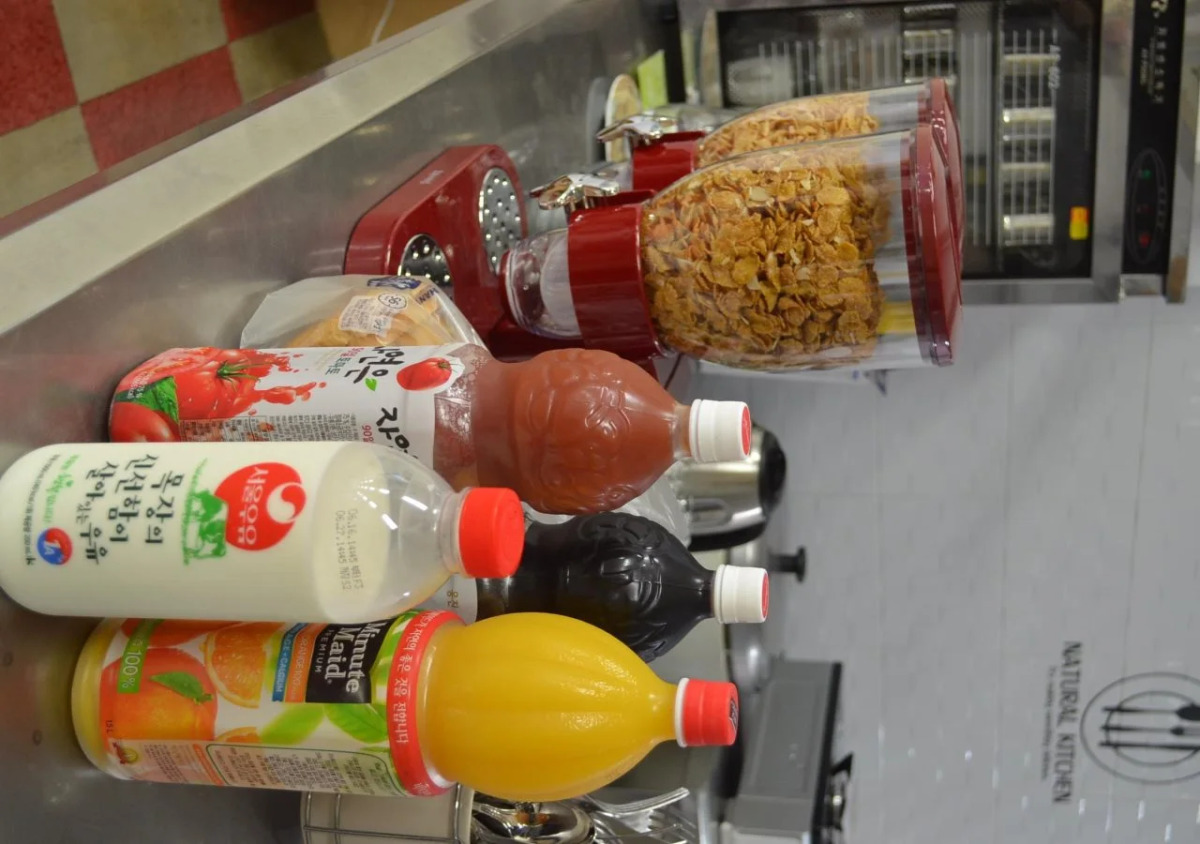 Egg House Sokcho Guesthouse