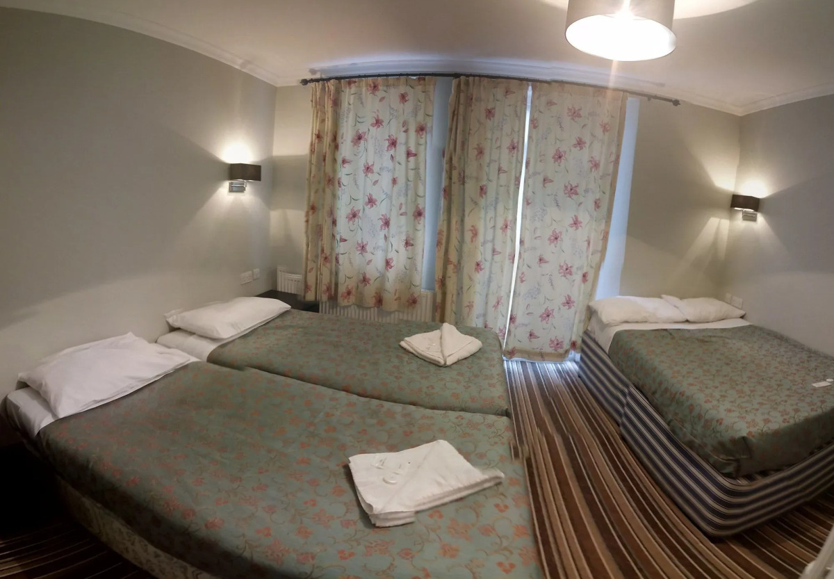 Plaza Hotel Hammersmith