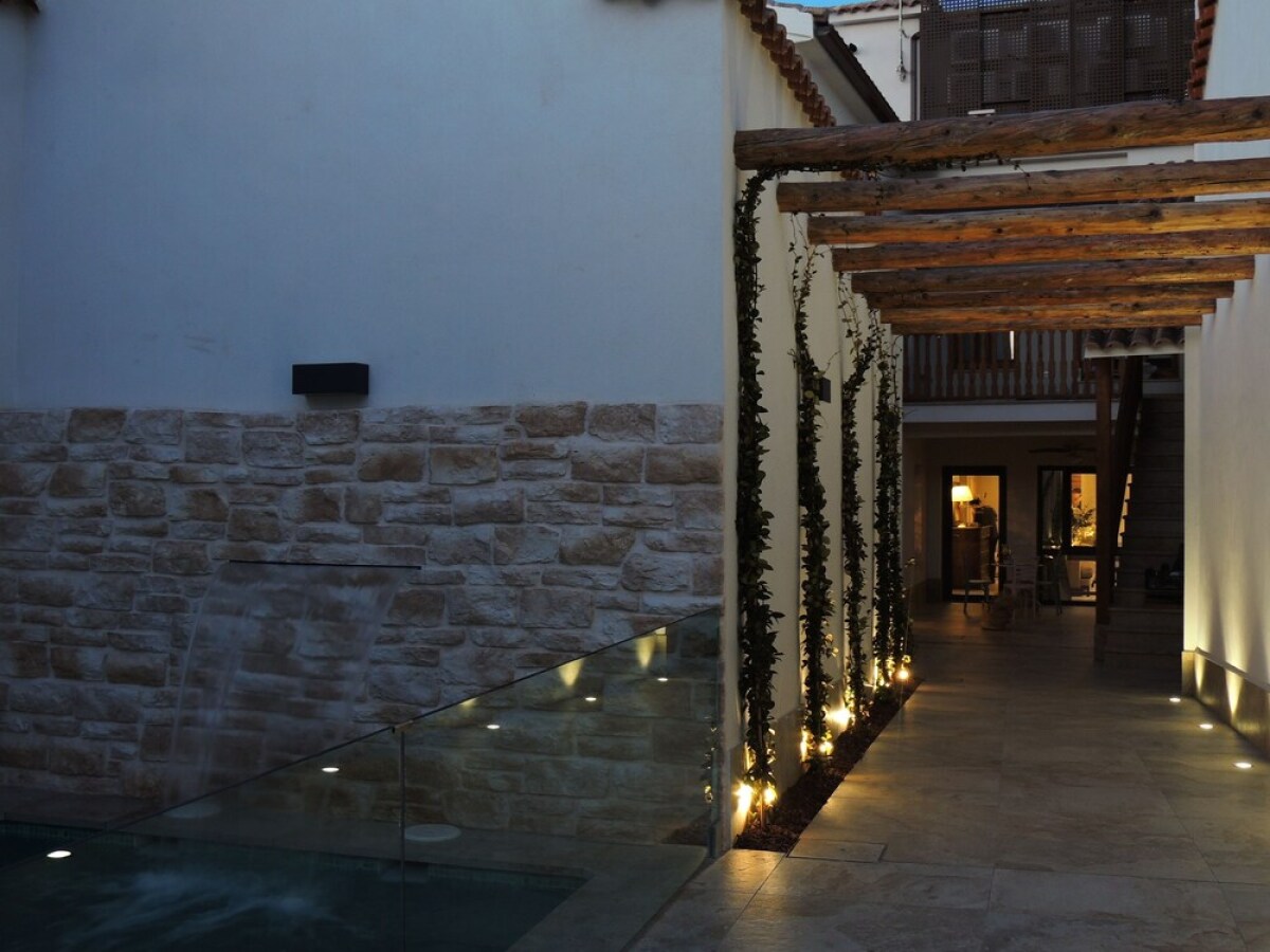 El Patio de los Jazmines "Boutique-House"