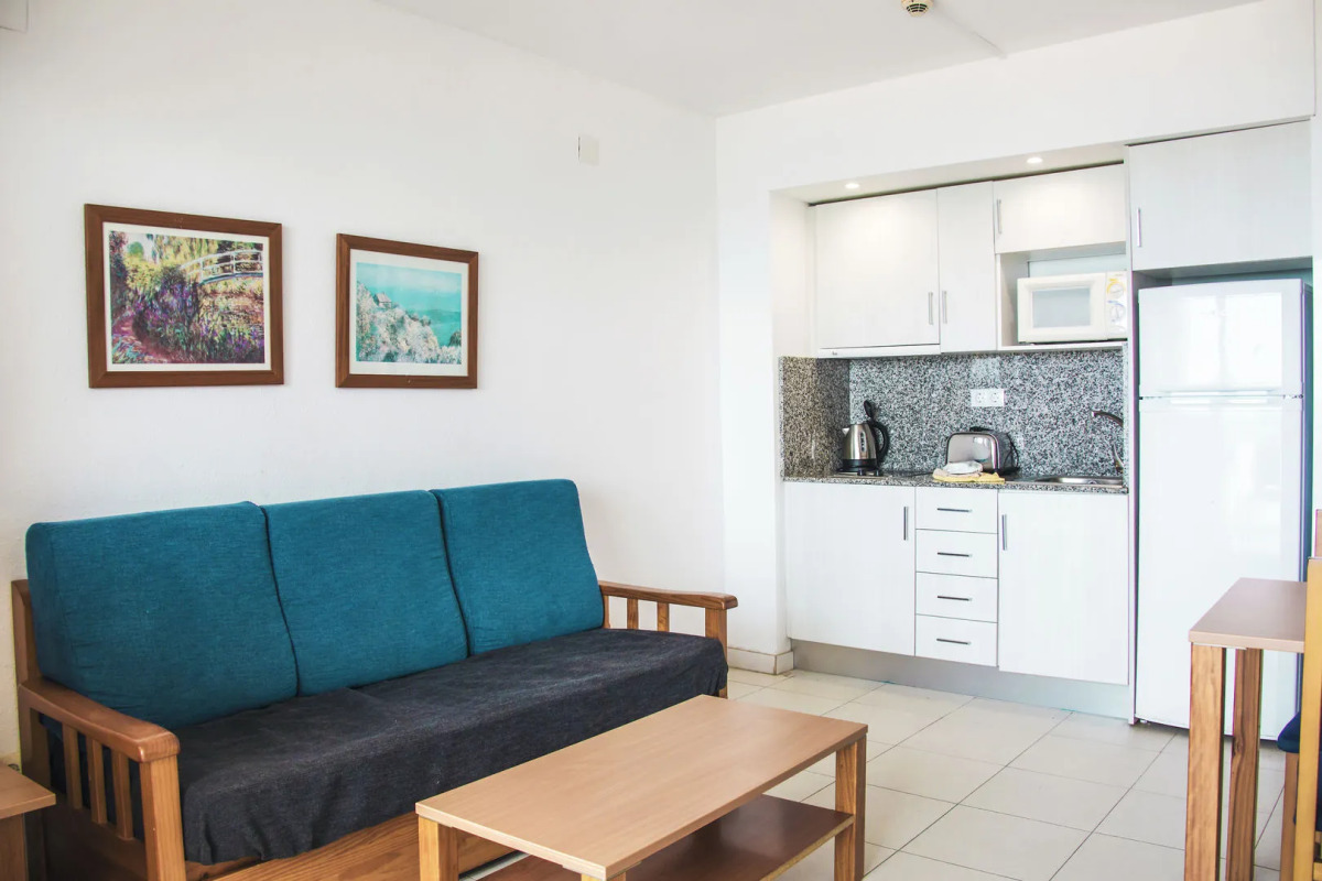 Pins Platja Apartments