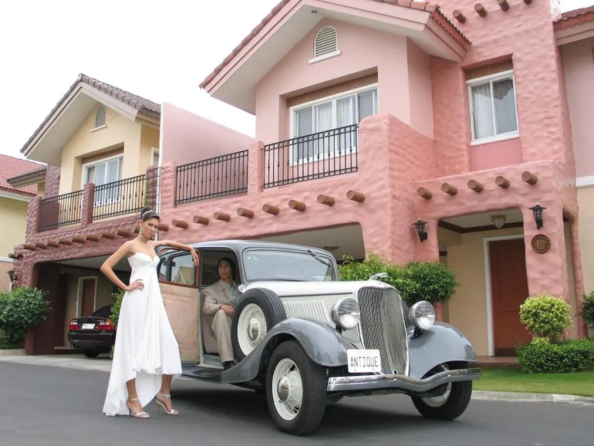 Crown Regency Suites & Residences - Mactan