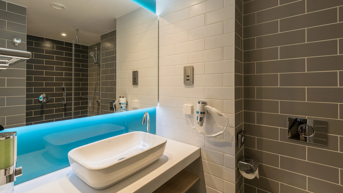 Premier Inn Cologne City Sud Hotel