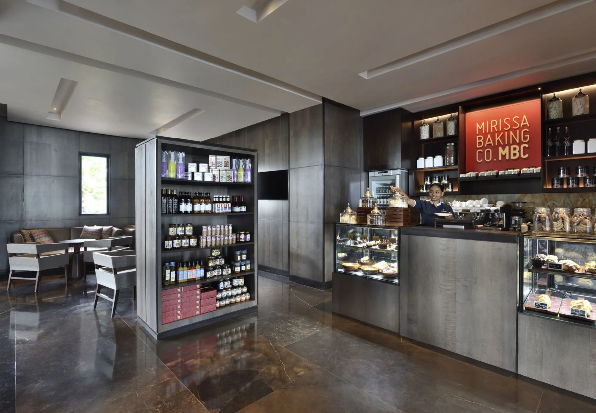 Курортный отель Weligama Bay Marriott Resort & Spa