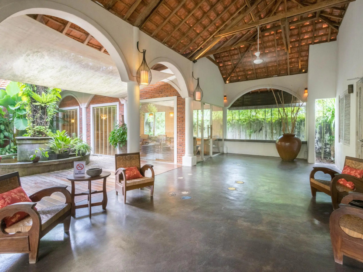 PinkCoco Uluwatu - Constant Surprises & for Cool Adults Only