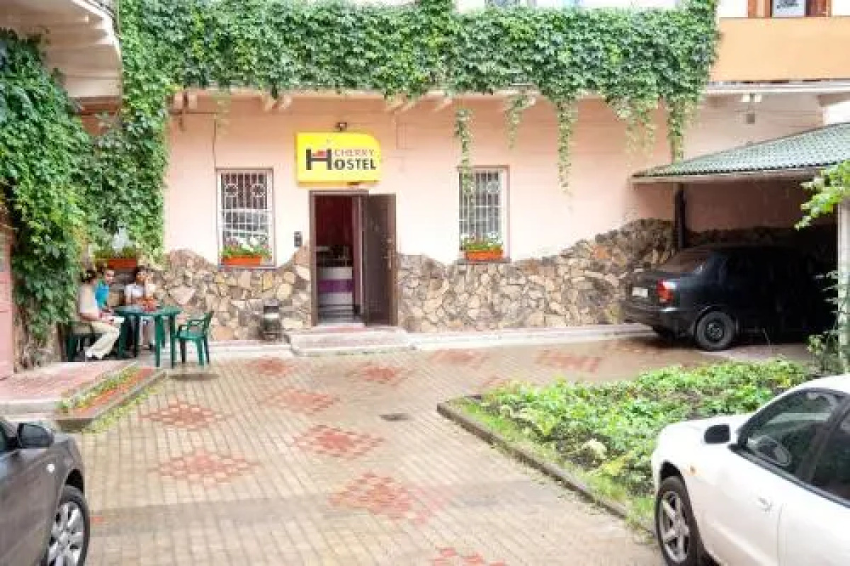 Черри Хостел