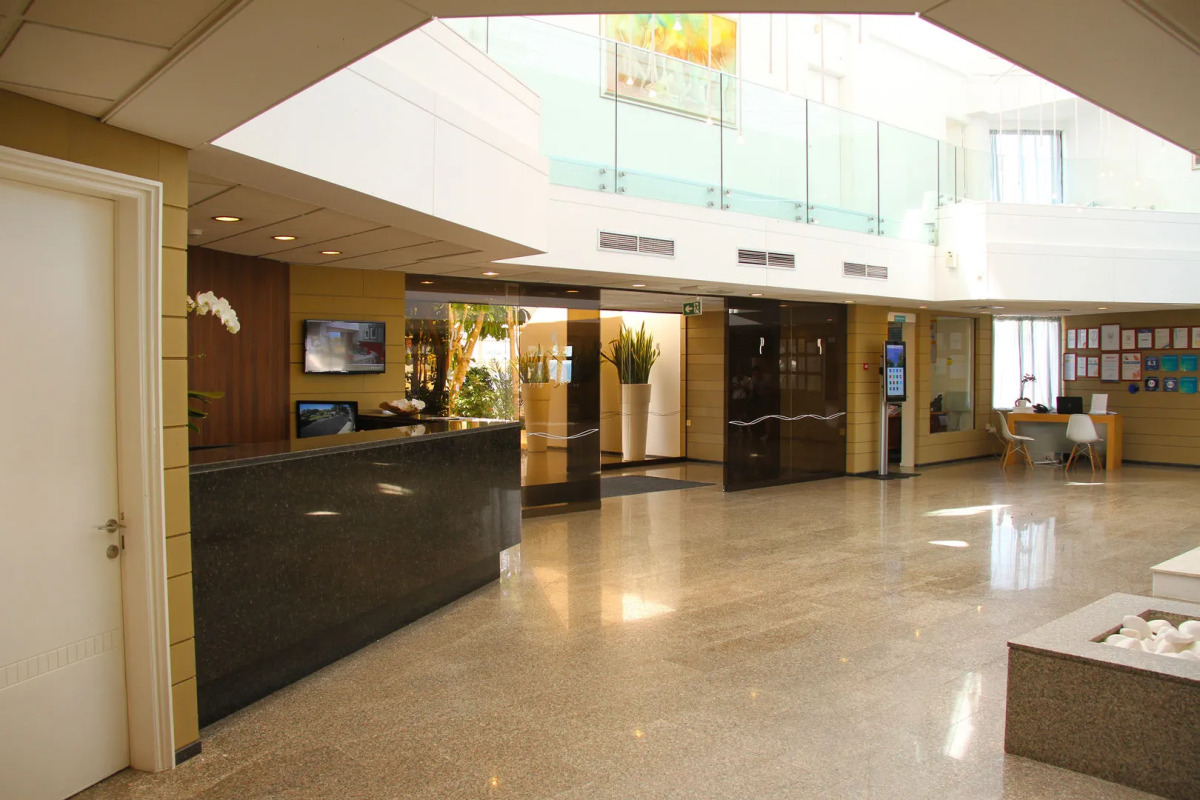 Crystal Springs Beach Hotel