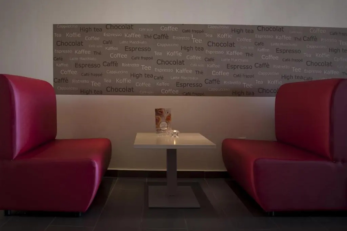 City Life Port Hotel