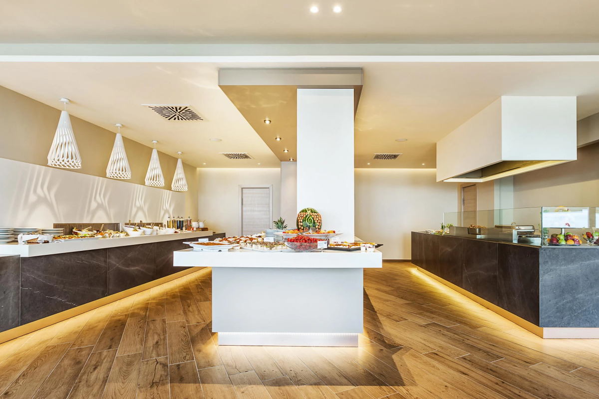 Ammon Zeus Luxury Beach Hotel